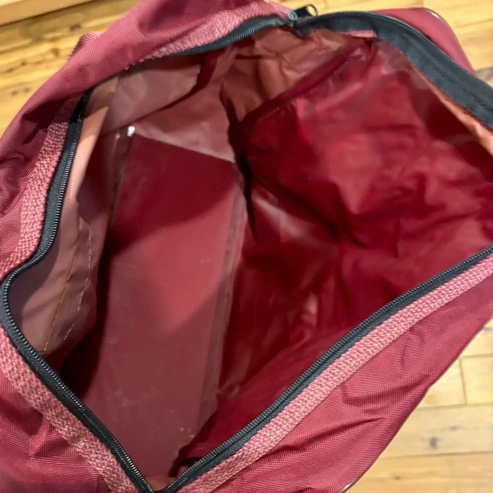 ⭐️VTG Oscar De La Renta Nylon Burgundy/Maroon Shoulder Tote Carry on Travel Bag